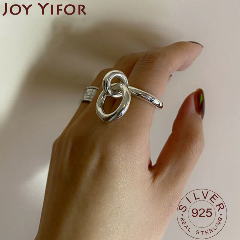 

Женское кольцо из серебра 925 пробы, с подвеской