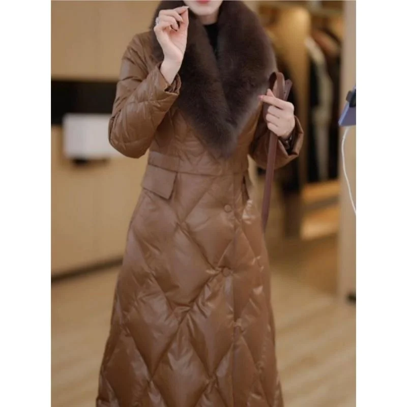 Модное желтое пальто с хлопковой подкладкой и большим меховым воротником для