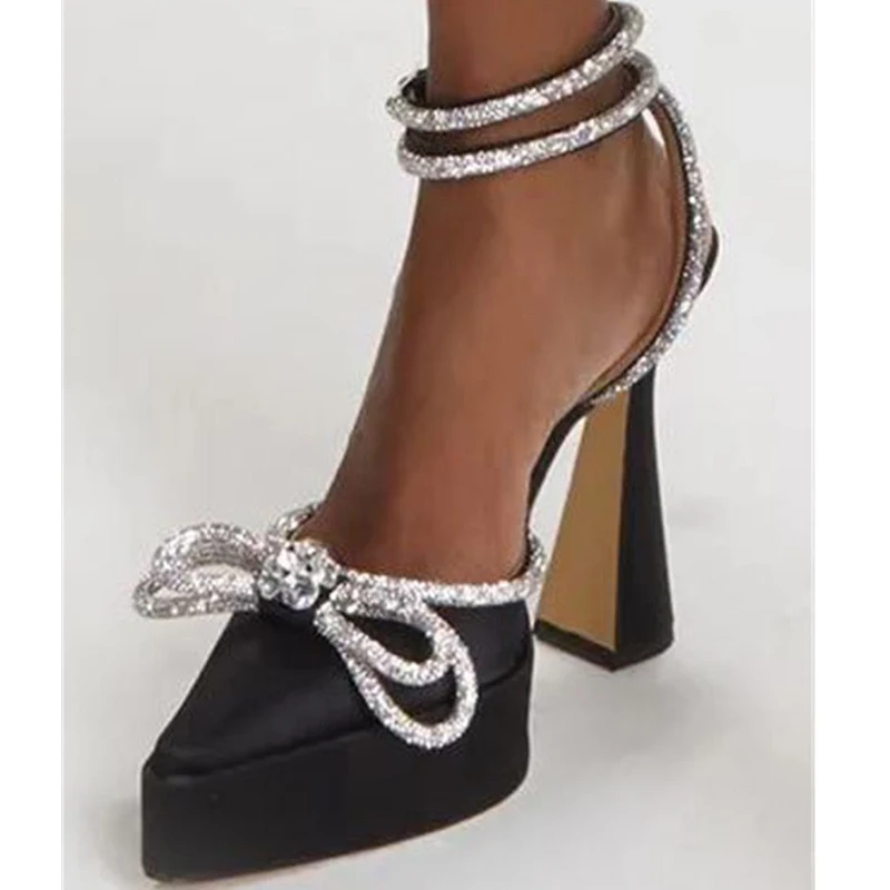 

115833 Platform High Heels 2022 New Summer Sexy Pointed Rhinestone Bow Banquet Women's Shoes Thick Heel Lace Up Black Sandals