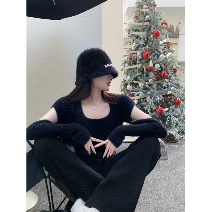 

Make gentle girl sexy irregular pure wool cloth with soft nap is hollow-out sweater cultivate one's morality render unlined uppe