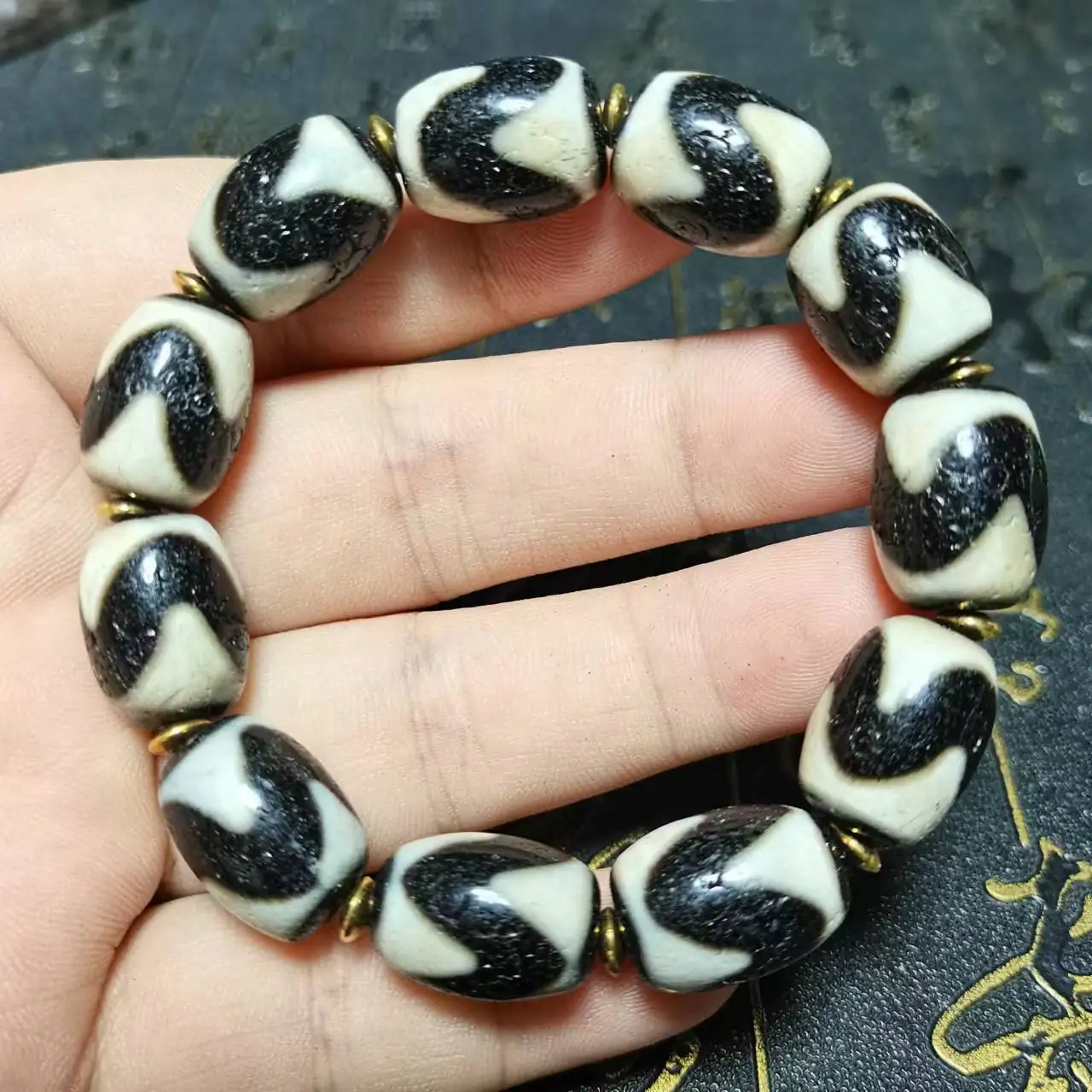 Fine Tiger Tooth Dzi Beads Bracelet 12mm*16mm Natural Agate Ji Powerful Amulet Collectible High Quality