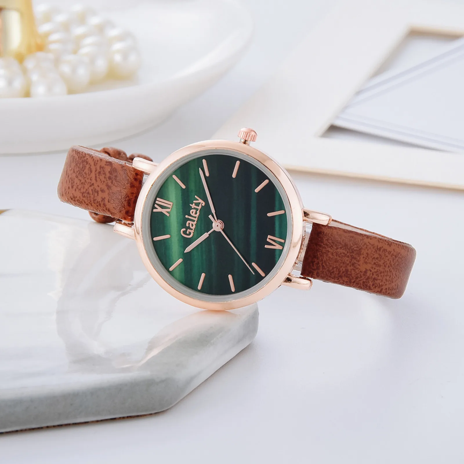 

Luxury Temperament Ladies Belt Watch Analog Arabic Digital Quartz Watch Watch montre femme reloj mujer relogio feminino