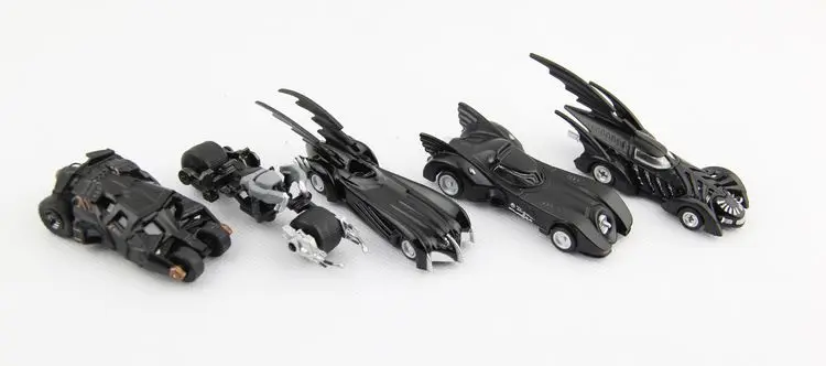 Рисунок 2 - Оригинальная модель автомобиля Tomica 1/64 Бэтмен