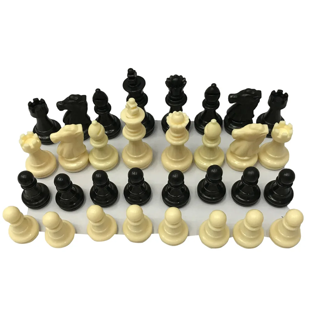 

32 Pieces Chess Pieces Gaming Prop Family Games Craftsmanship Adults Widely Applicable Exquisite Compact Size Chessmen Set