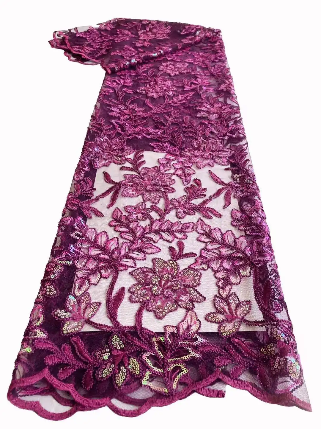 Рисунок 5 - Новейшая африканская кружевная ткань 2022