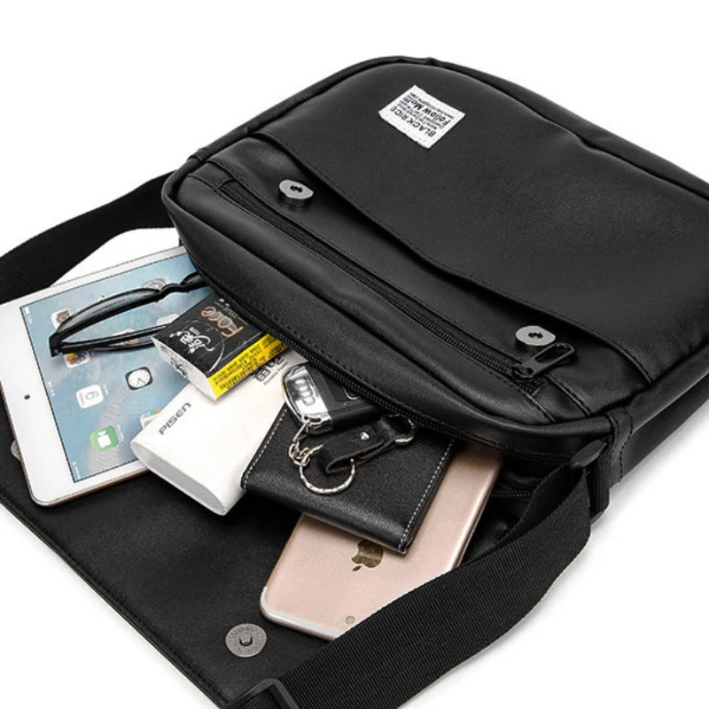 Men's Casual Shoulder Bags Retro Style Messenger Bag PU Leather Crossbody Bags Japanese Tooling Minimalist Shoulder Bags for Men