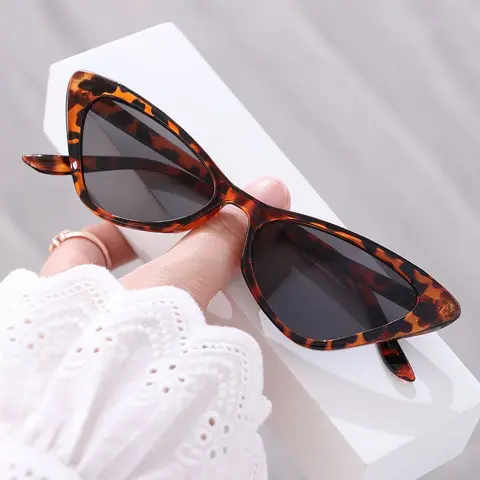 Солнцезащитные очки UV400 женские в стиле ретро, модные аксессуары в маленькой оправе, «кошачий глаз»