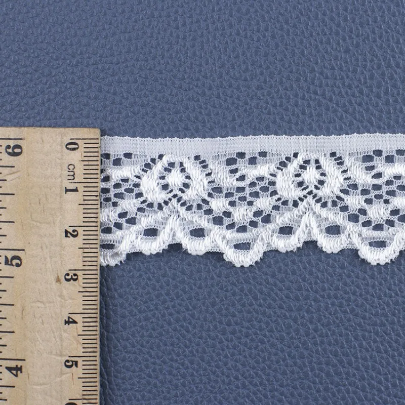 Лента с кружевной отделкой 5 ярдов
