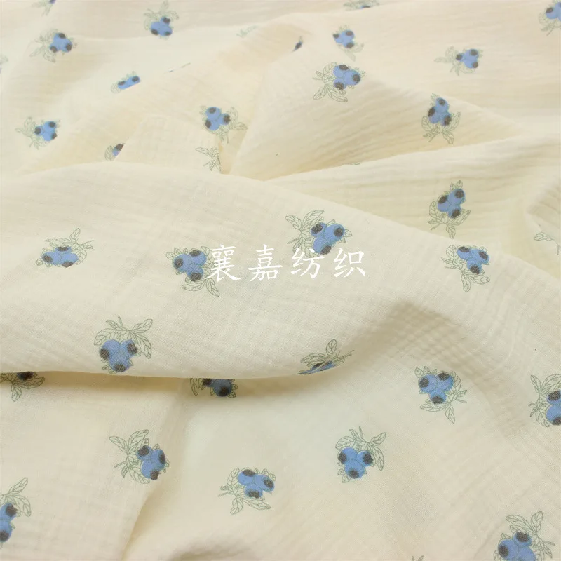 

New Double Layer Gauze Small Floral Baby Cotton Crepe Pajamas Baby Bed Fabric for Sewing