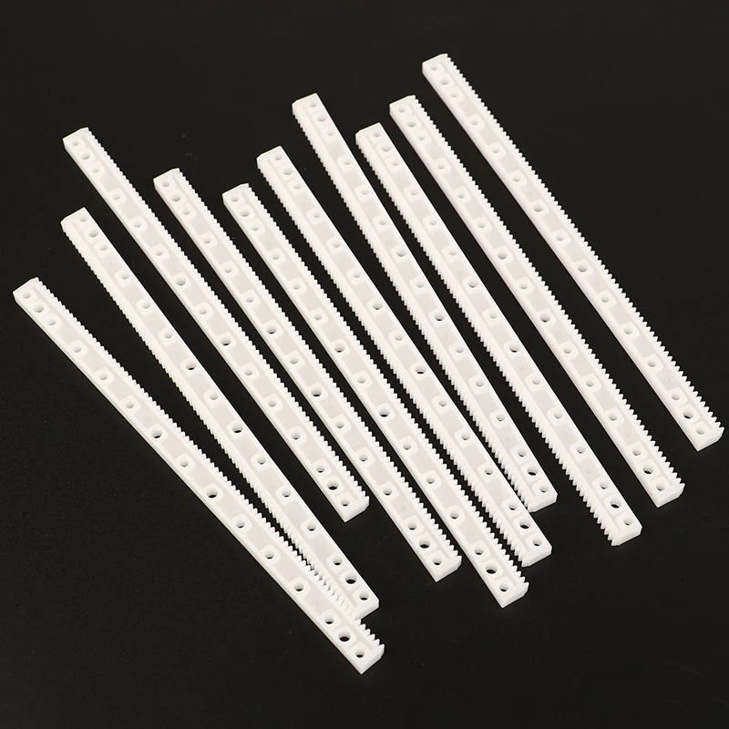 

Пластиковая зубчатая рейка 125 мм, 83 зубца, набор из 10 штук