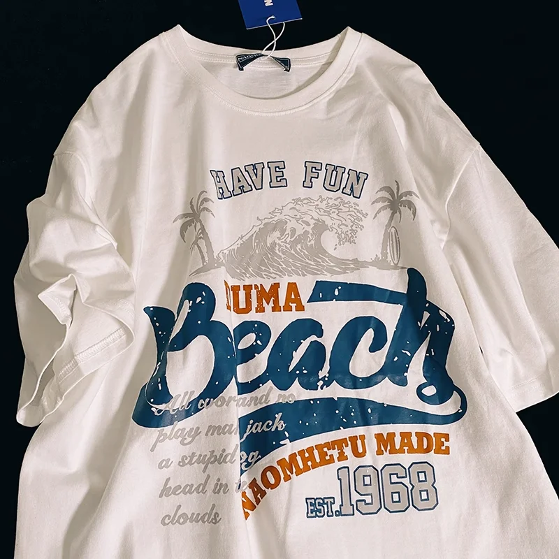 

Футболка женская оверсайз с круглым вырезом, коротким рукавом и принтом букв