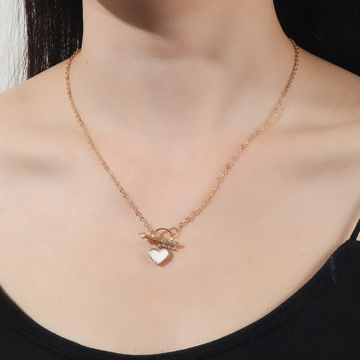 

Цепочка с подвеской «Одна стрелка через сердце», подвеска в виде Купидона со стрелой, благородное и характерное ожерелье в форме сердца