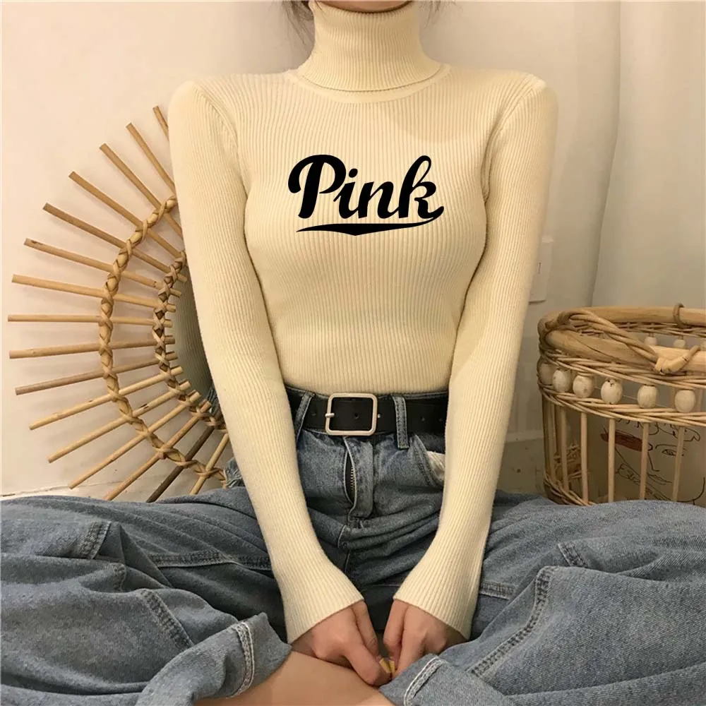 Женский вязаный пуловер с высоким воротом