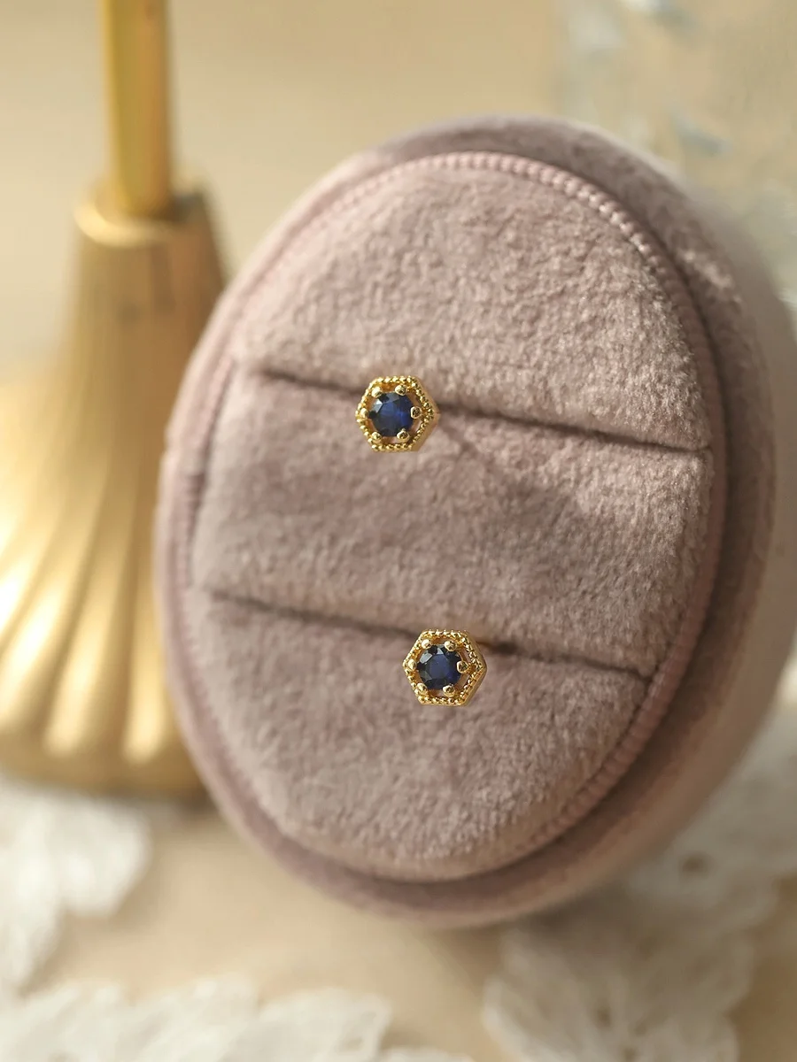 Женские серьги-гвоздики с синими бриллиантами новинка 2024 популярные