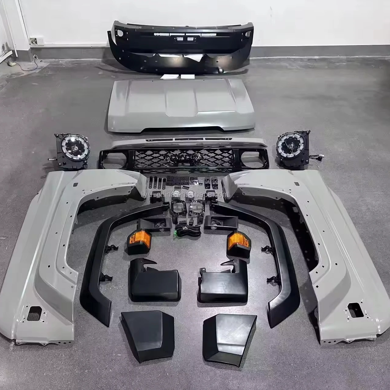 Для Old Toyota Land Cruiser 70 Series LC70 75 lc76 lc78 lc79 fj79 обновление до нового комплекта кузова 2024