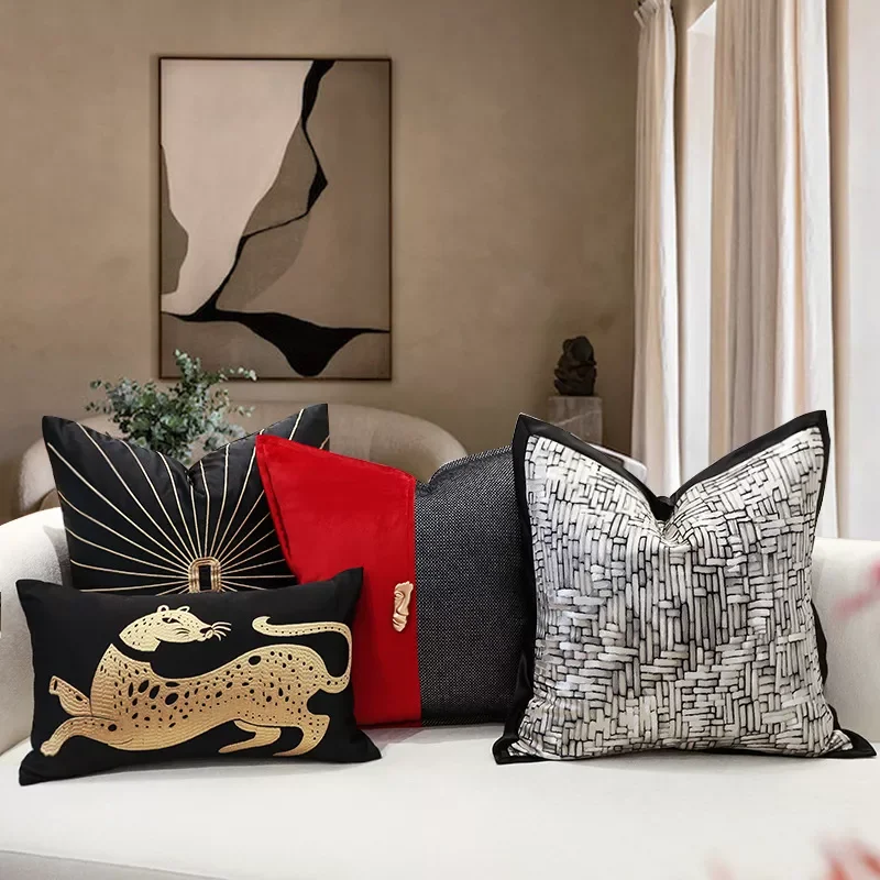 

2023 Luxury Pillow Case Cover Nordic Fashion Advanced Liberal Flower Embroidery Golden Leopard Hotel Villa Fine Crafts Sofa Cush