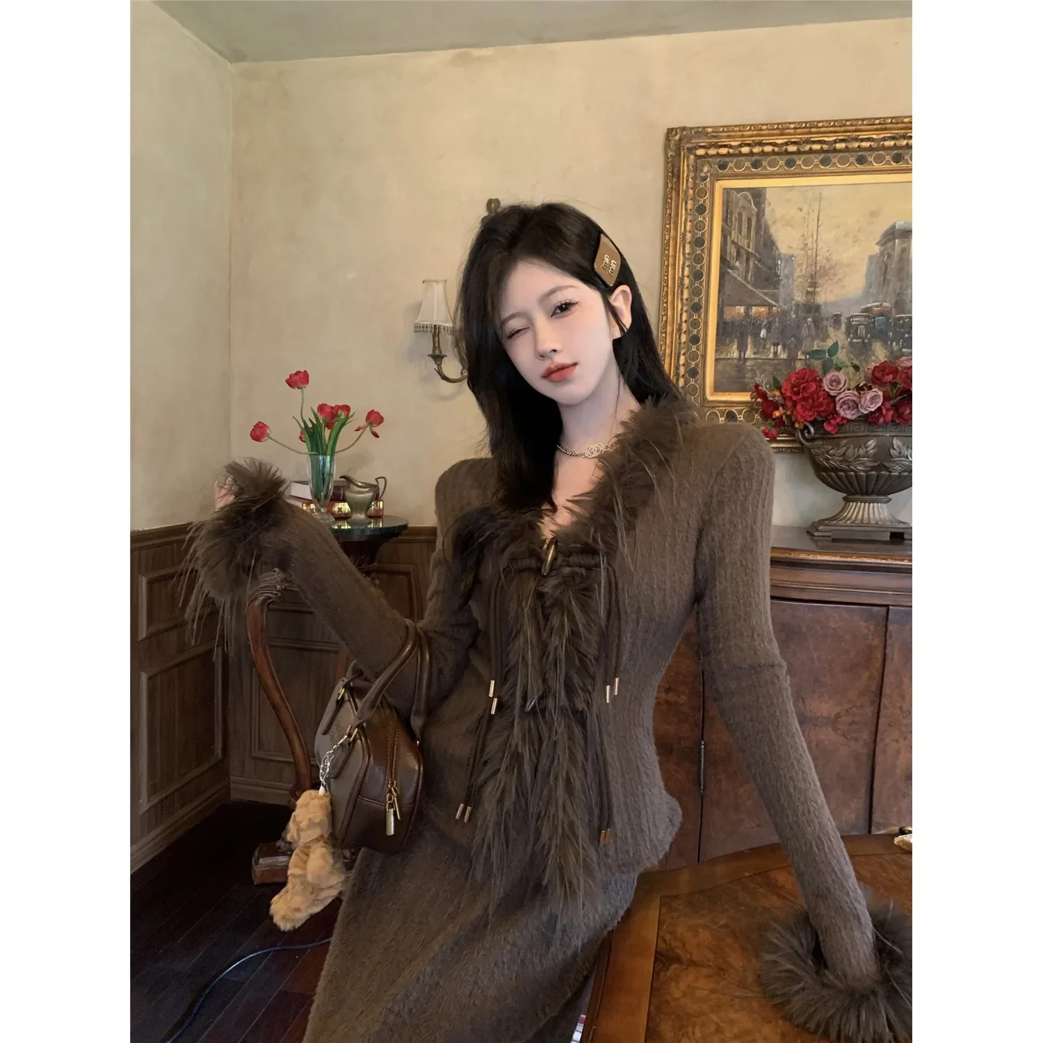 Aemifashionный вязаный свитер с длинными рукавами и подходящей юбкой женский осенний