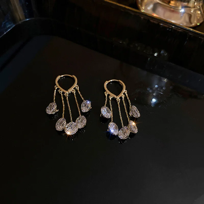 

Minar Fairy Bling Bling Rhinestone Hoop Earrings for Women Gold Color Love Heart Long Tassel Hanging Earring Every Day Jewelry