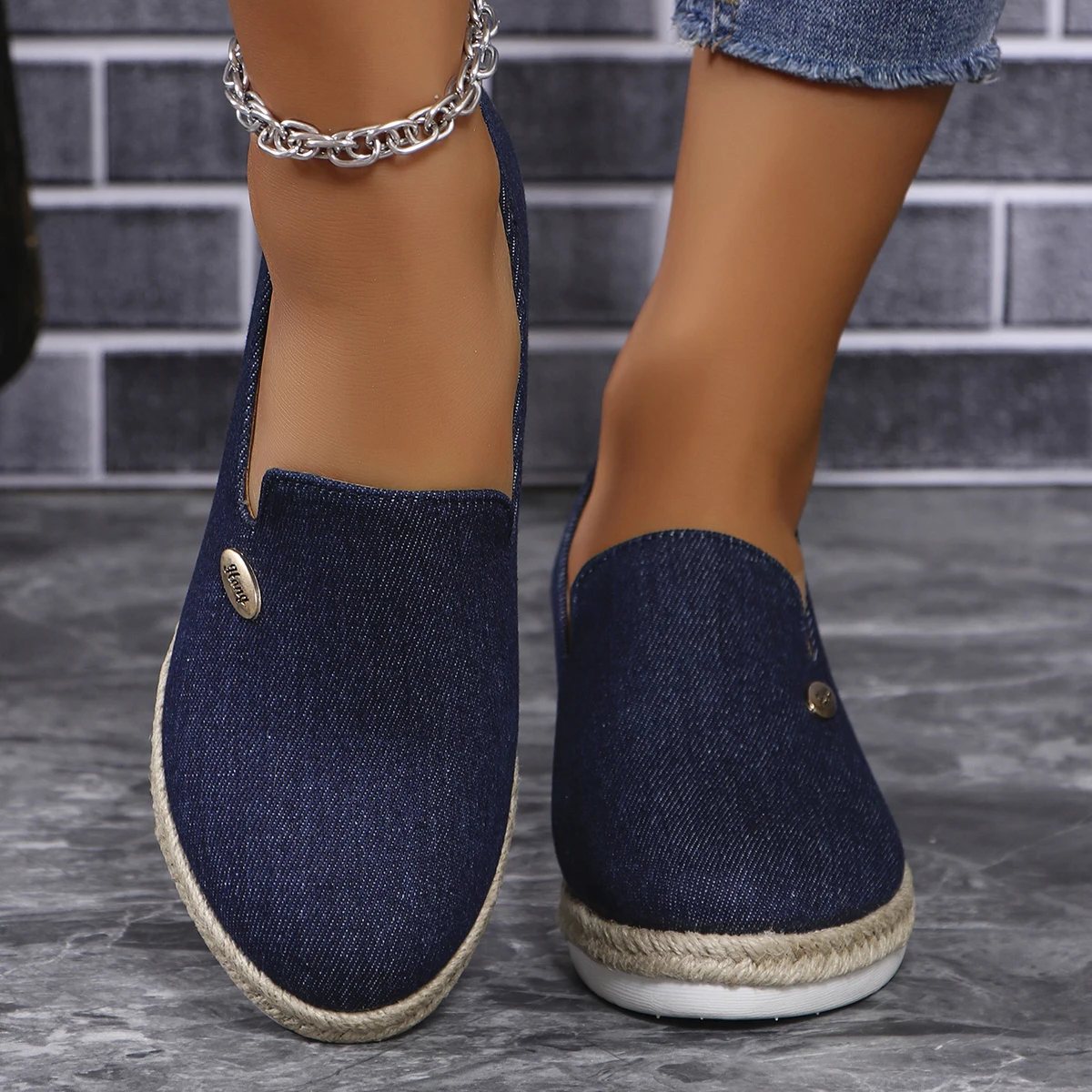 Женские балетки на танкетке