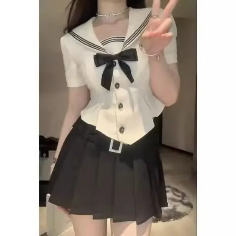 Рисунок 3 - Блузка QWEEK с морским воротником Женская