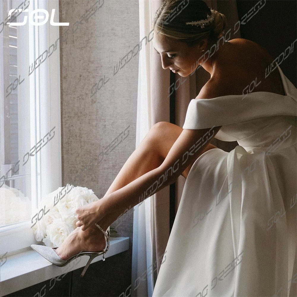 Рисунок 6 - Женское свадебное платье с открытыми плечами