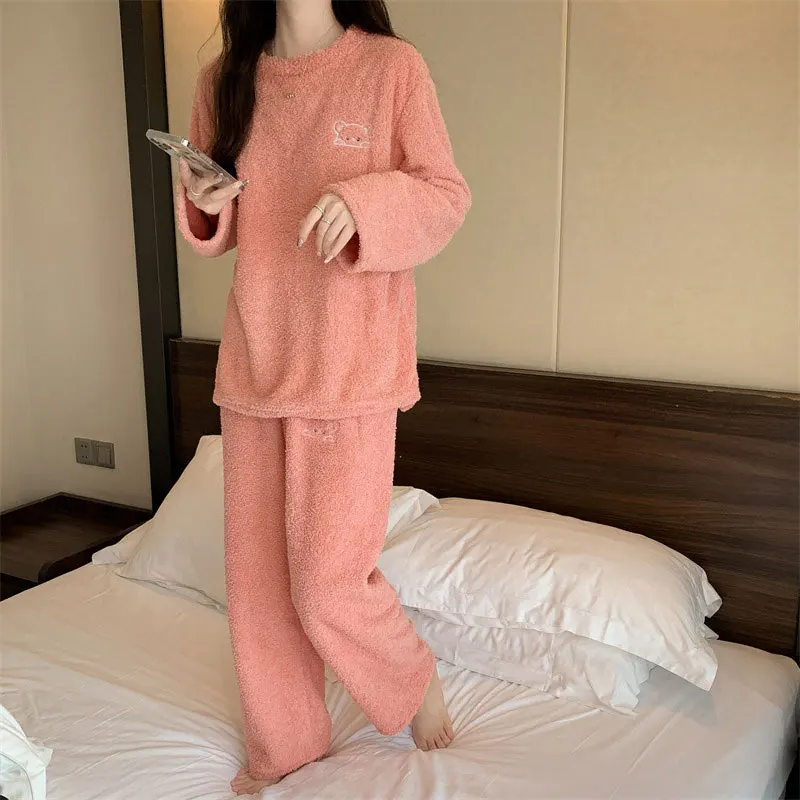 

SIPUHK Pyjamas Little Bear Lamb Wool Pajama Set Winter Long Sleeve Top Pajama Pants Two Piece Set