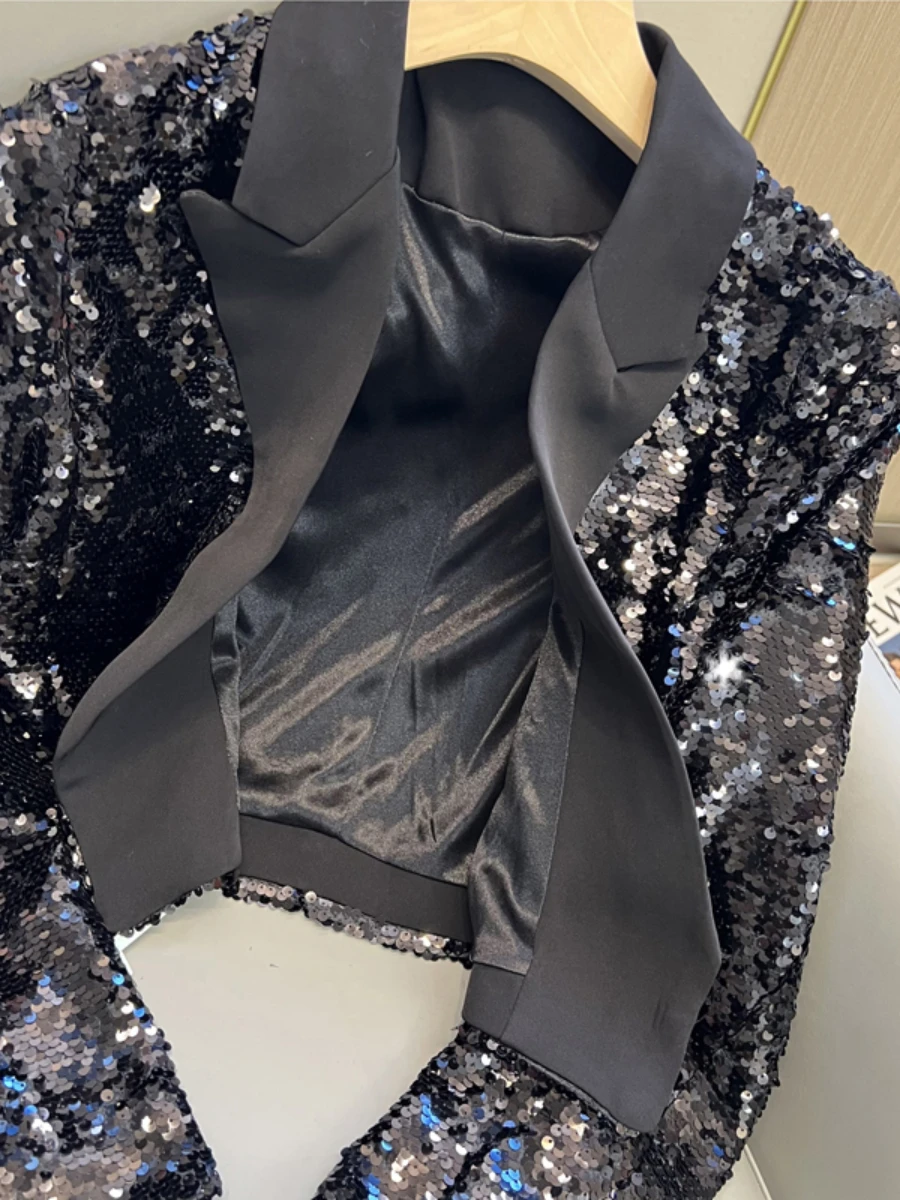 Fall 2022 New Fashion Design Heavy Glitter Suit Jacket Female Temperament Long Sleeve Short Blazer for Women All-matching