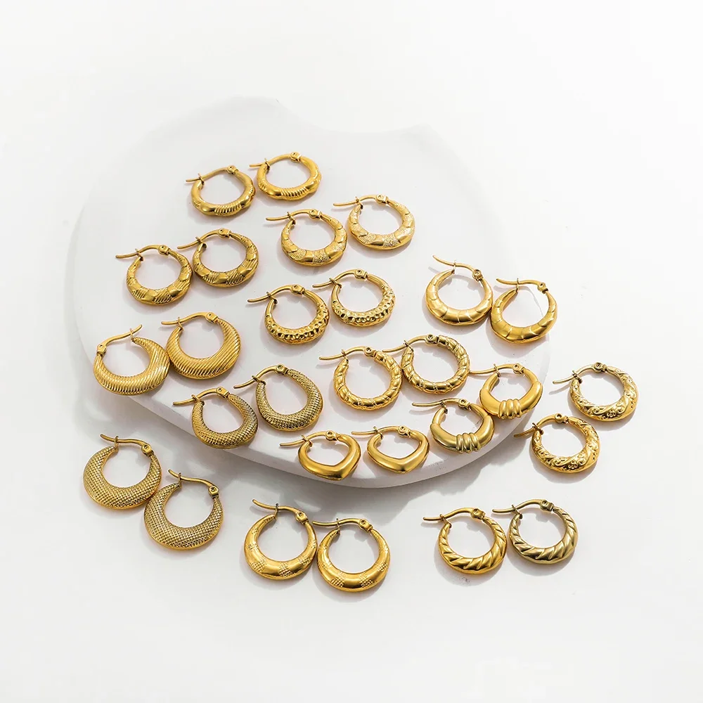 

Minimalist Geometric Twisted Polished Huggie Hoops Bold Punk Gold Plated Chunky Irregular Hammered Hoop Earrings for Women