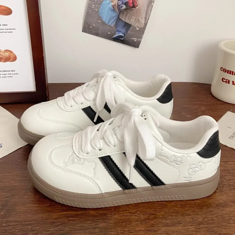 2025 всесезонные тренировочные туфли с милой кошкой и вышивкой женские шикарные