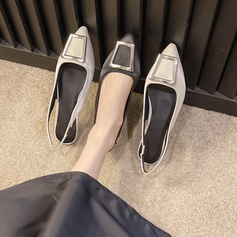 

2023 Summer Design Women Sandals Shoes Fashion Rhinestone Slip on Flats Heels Ladies Pointed Toe Elegant Slingback Sandal