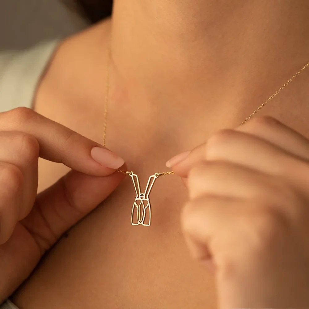 

Dog Lover Stainless Steel Necklace Cute Dog Pendant Necklace Suitable For Women Children Wearing Necklaces Provide Wholesale