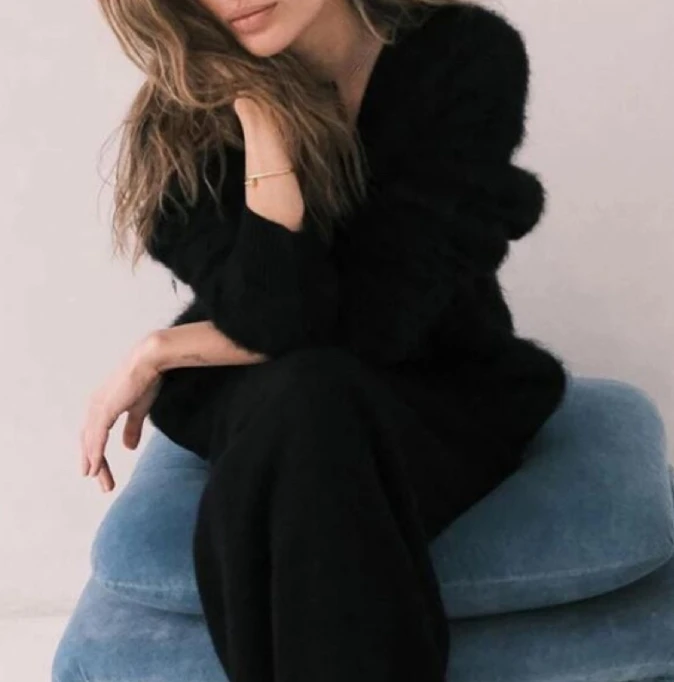 Женский свитер кардиган зимний повседневный вязаный из нечеткого меха с