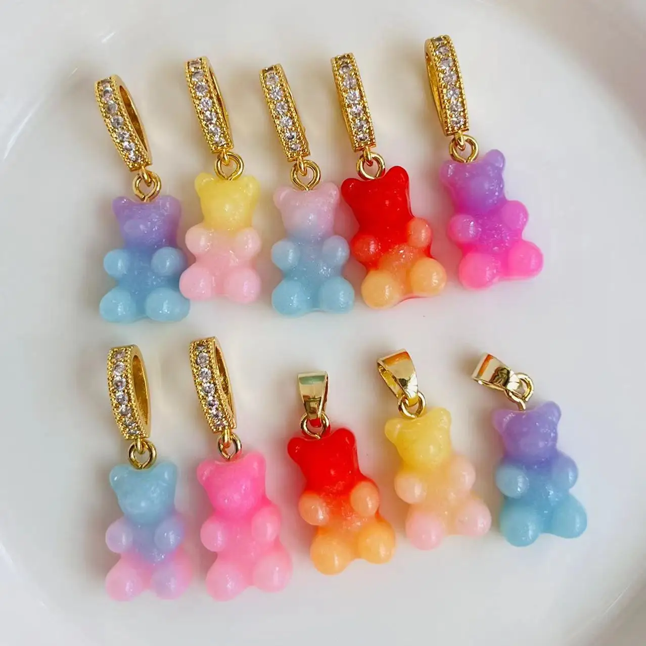 

Colorful Gradient Gummy Bear Pendants Cute Teddy Bear Necklace Rhinestones Resin Pendant for Women Men Collars Y2K Trend Jewelry