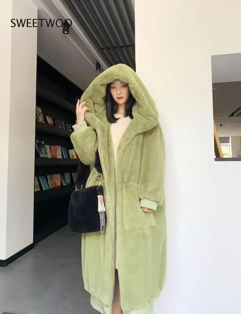 Autumn Winter Faux Fur Coat Women 2020 Casual Luxury Long Oversize Loose Hooded Mane Fur Jacket Female Thick Warm Plush Outwear