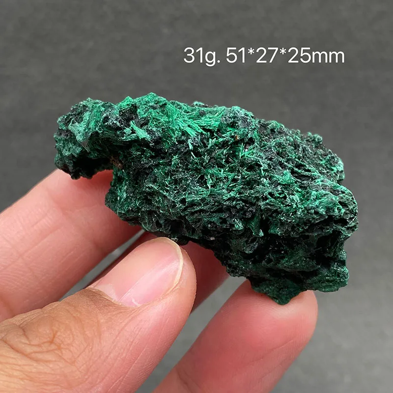 

Необработанный малахит WETFGTNM