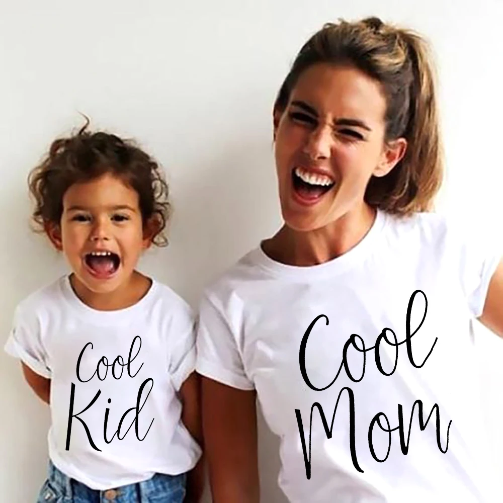 

Крутая футболка с коротким рукавом для мамы, дочки, сына
