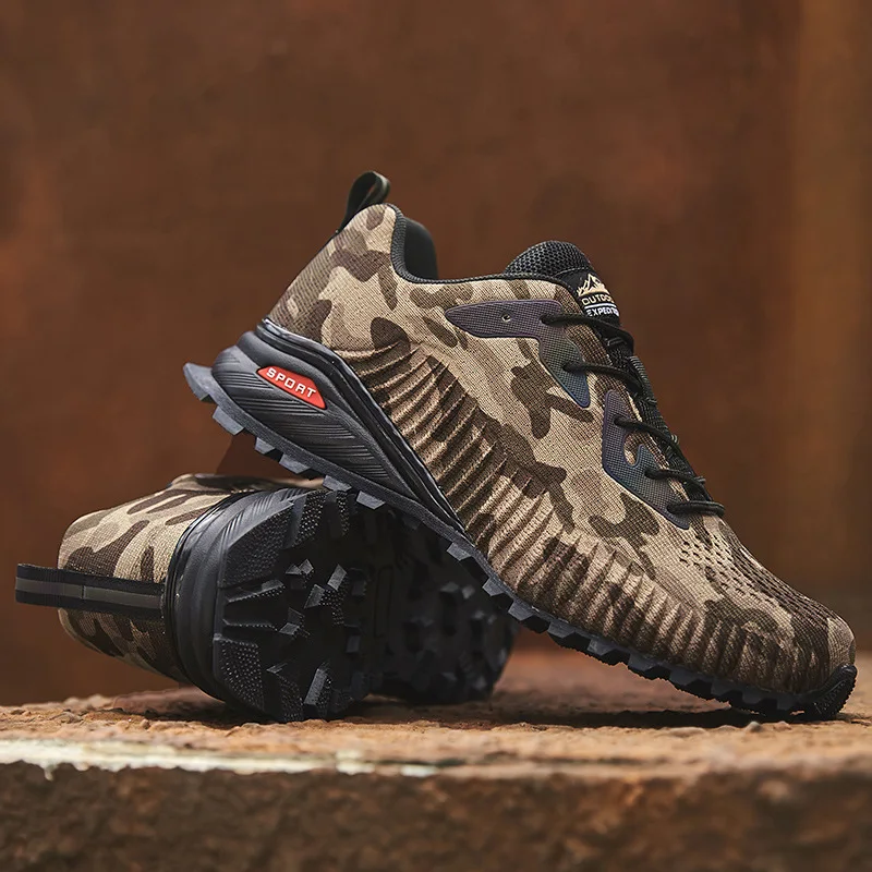 New outdoor hiking shoes in spring and summer of 2021 Men's mesh fashion large comfortable hiking shoes camouflage sports boots