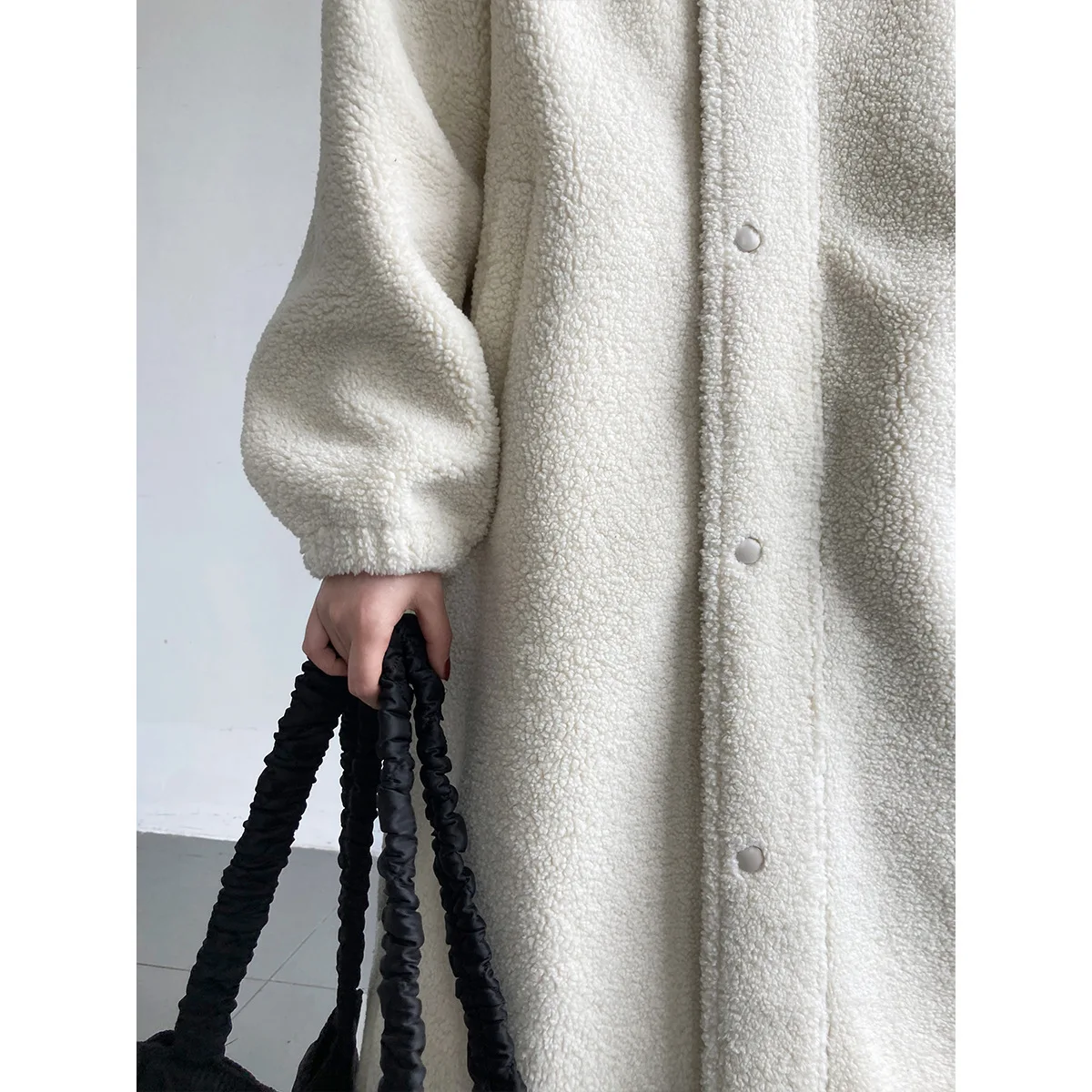 New Winter Lamb Plush Coat For Women Thickened Fur Long Coat Warm Comfortable Wear Clothes Stand Collar