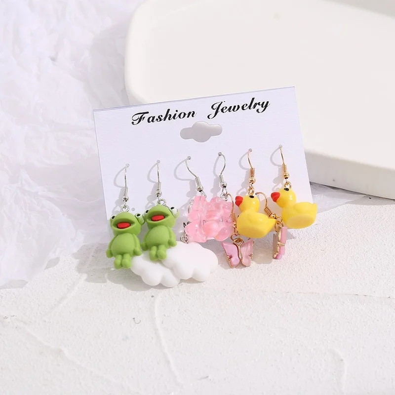

New Simple Cartoon Cute Women Jewelry Butterfly White Cloud Little Yellow Duck Frog Stud Earrings 5-Piece Set Free Shipping
