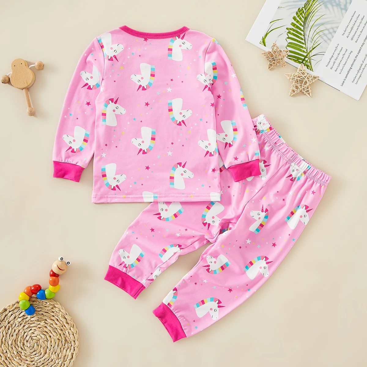 Комплект детского нижнего белья с мультяшным рисунком из 2 пижам и шорт Hibobi для