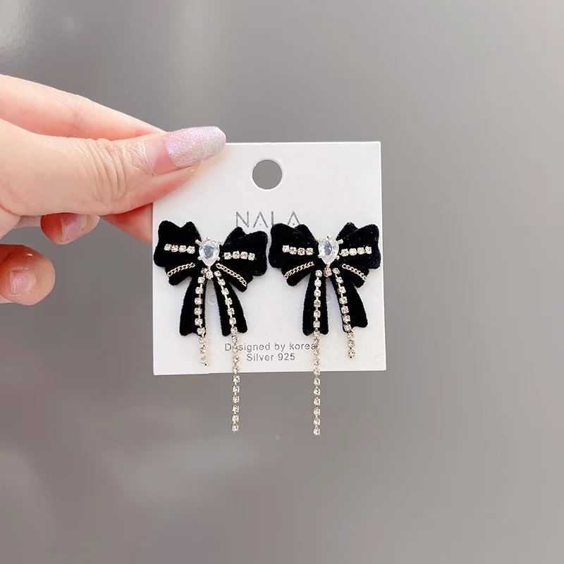 

925 Silver Needle Fashion And Personality Flocking Black Bow Light Luxury Women's Personality Diamond Set Chain Earrings
