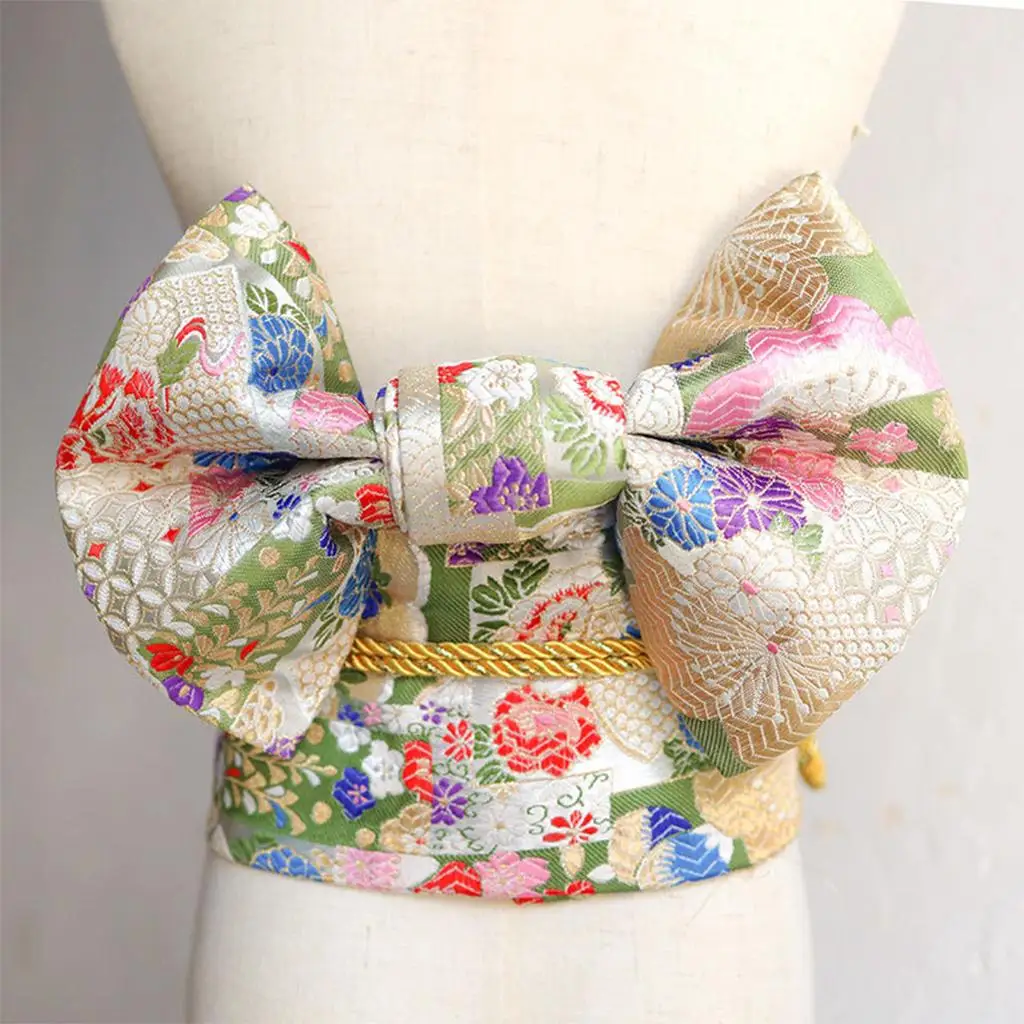 Кимоно женское жаккардовое с бантом на поясе элегантное японское юката