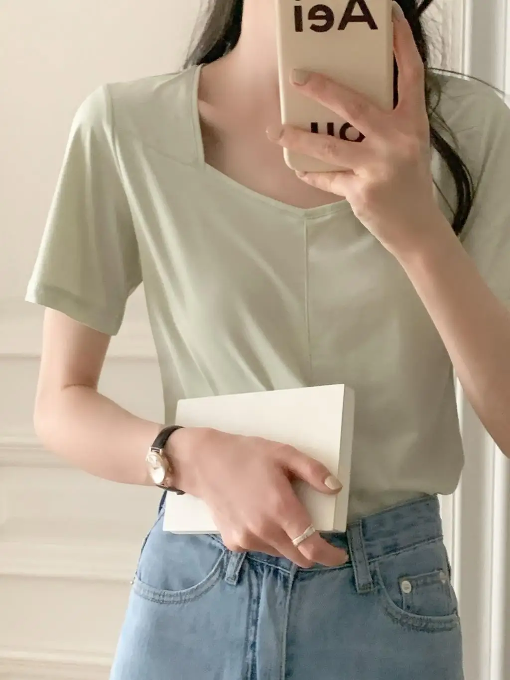 

2022Short-sleeved t-shirt women's ice silk summer new round neck loose all-match ladies knitted sweater bottoming top thin