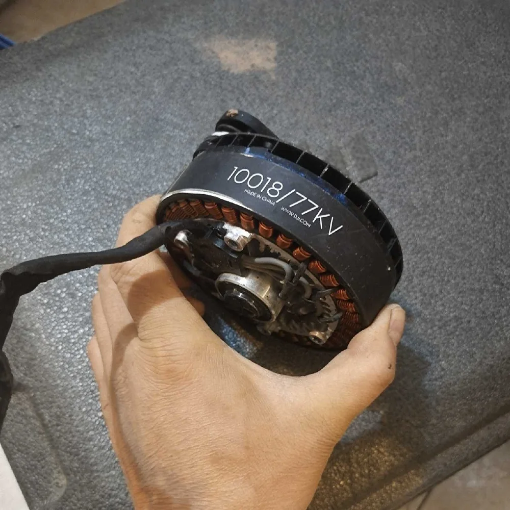 Подержанный T30(10018) бесщеточный двигатель 77kv ESC Aircreft DIY RC Мультикоптер вертолет