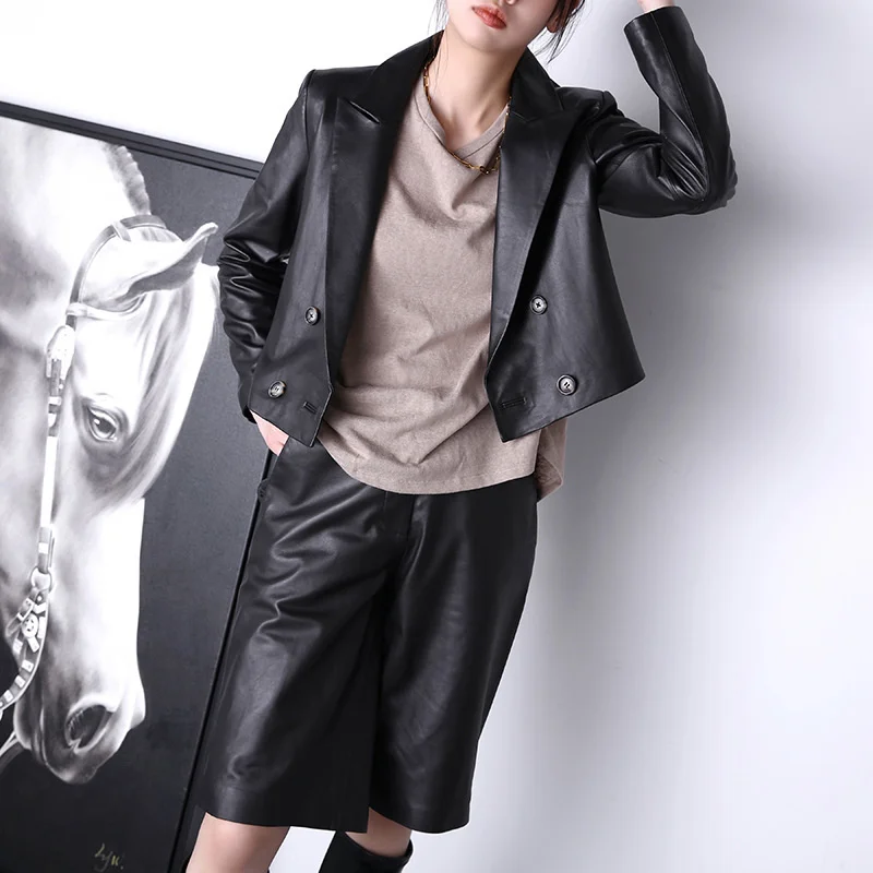 

2023 Autumn/Winter New Genuine Leather Lambskin Double breasted Short Suit Coat+Wide Leg Middle Pants Casual Set for Women