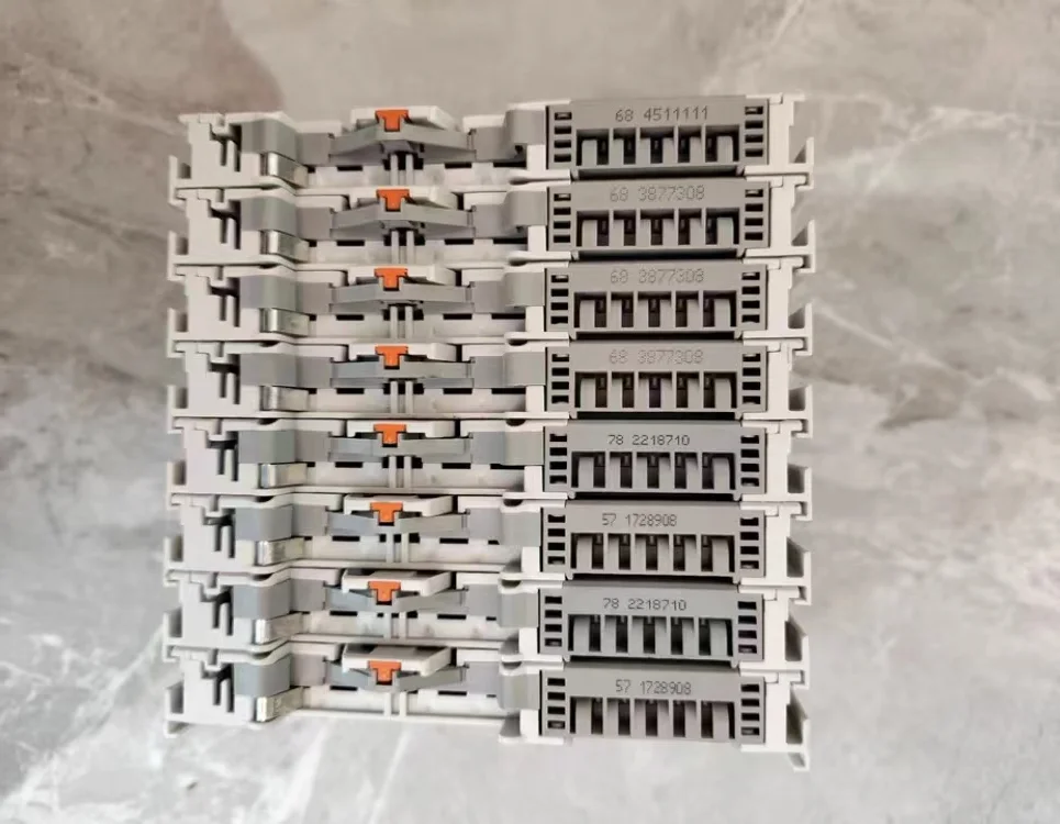 Модуль KL2622 используемый в хорошем состоянии пожалуйста запросите