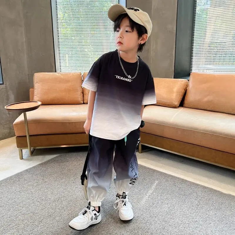 Комплект одежды для мальчиков-подростков лето 2029 новый стиль детская красивая