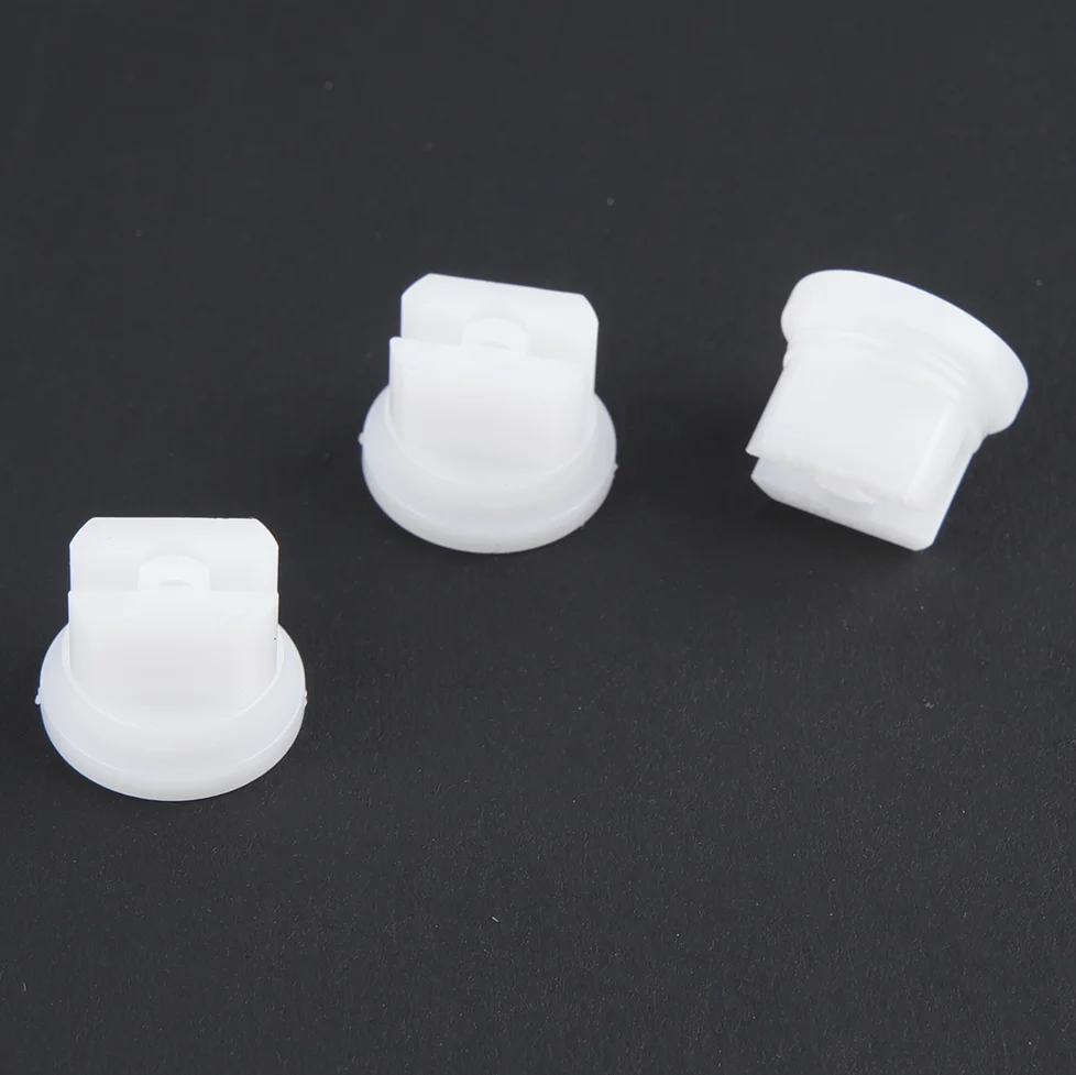 Пластиковая форсунка для опрыскивателя 1 шт. |