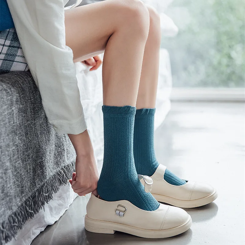 Однотонные женские хлопковые термоноски с рюшами и свободные длинные носки в