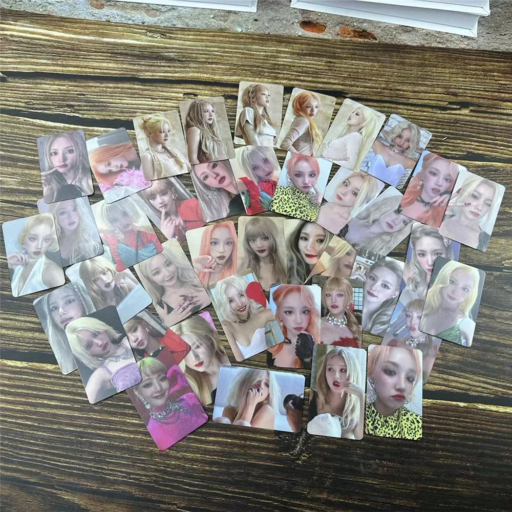 

Kpop 5pcs/set Gidle I Love Album Photocard Double Sided LOMO Card Mi Yeon Minnie So-yeon YUQI Yeh Shuhua Gift Fans Collection